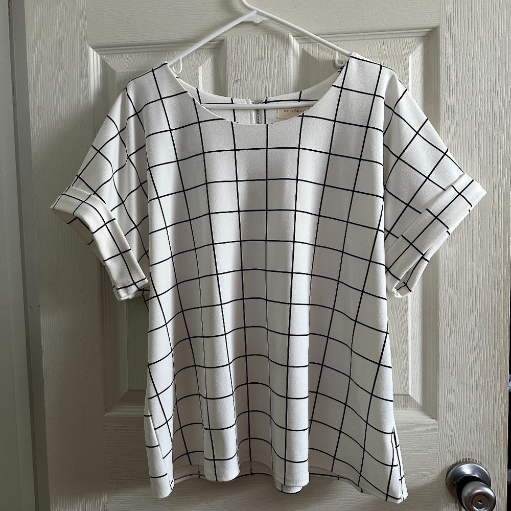 Teeshirt style dress top